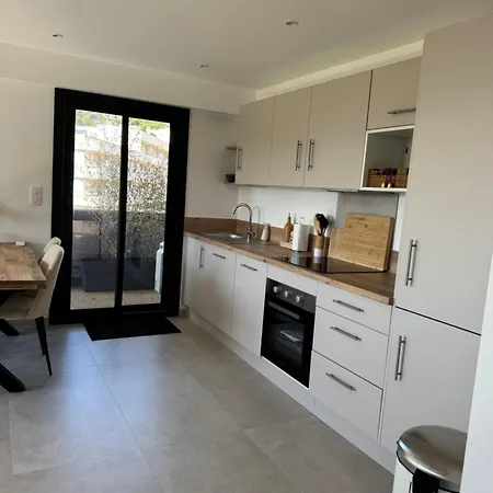 Apartment Kazanou